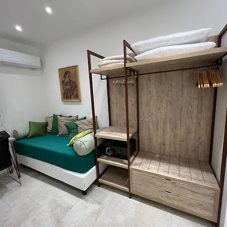 La Reginella 2* カプリ