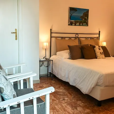 La Reginella ホテル カプリ