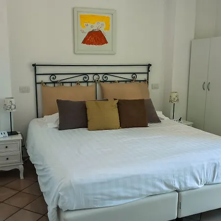 ホテル La Reginella カプリ