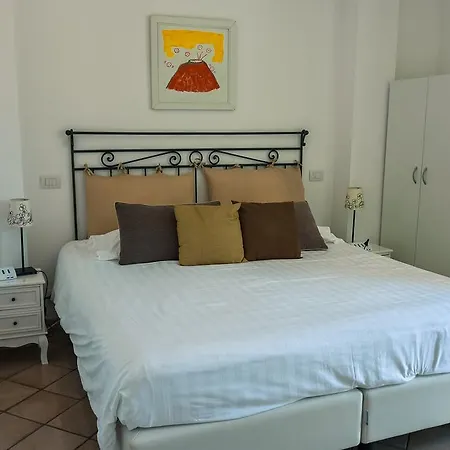 La Reginella Hotel 2*