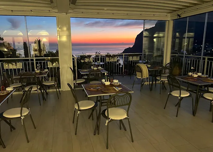 Ξενοδοχείο La Reginella 2*