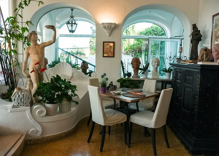 Ξενοδοχείο La Reginella 2*