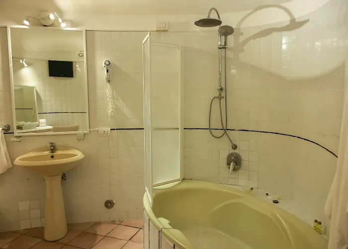 Hotel La Reginella 2*