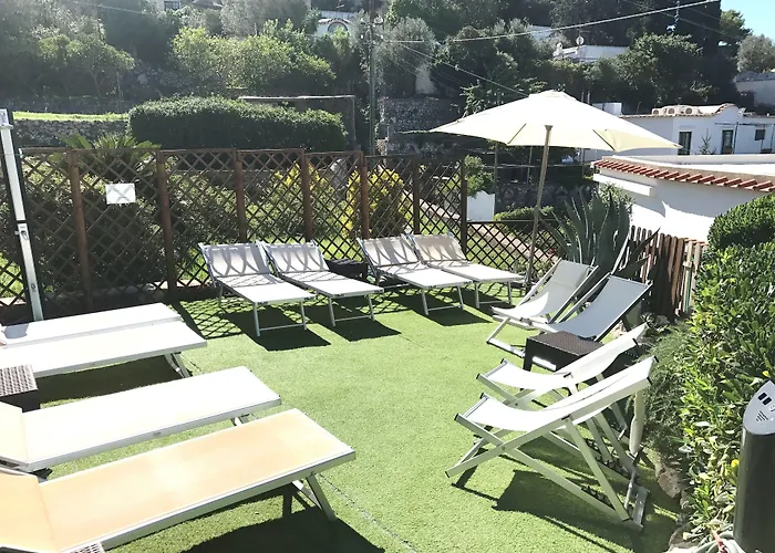 מלון La Reginella 2*