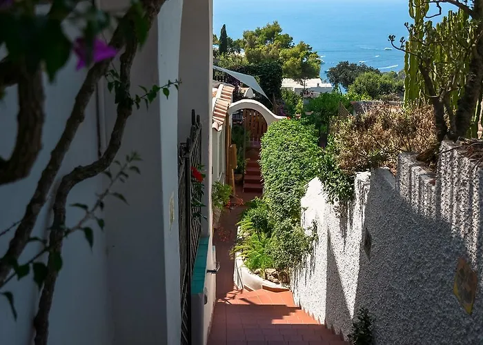 Ξενοδοχείο La Reginella 2*