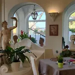 La Reginella 2*