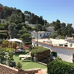 מלון La Reginella 2*